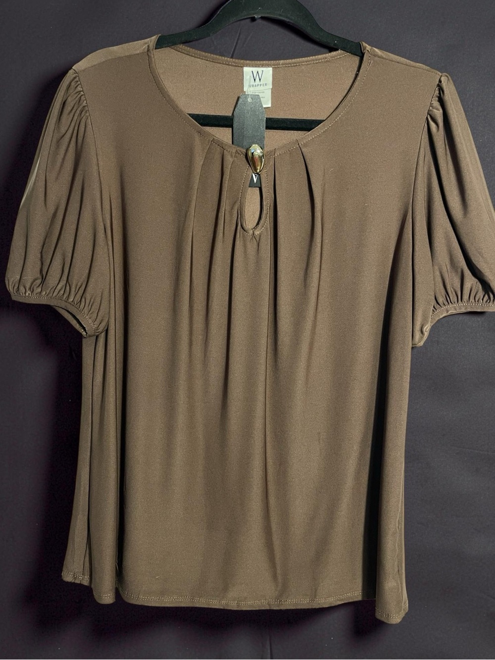W by Worth Chocolate Brown Short Sleeve Pleated Keyhole Top M